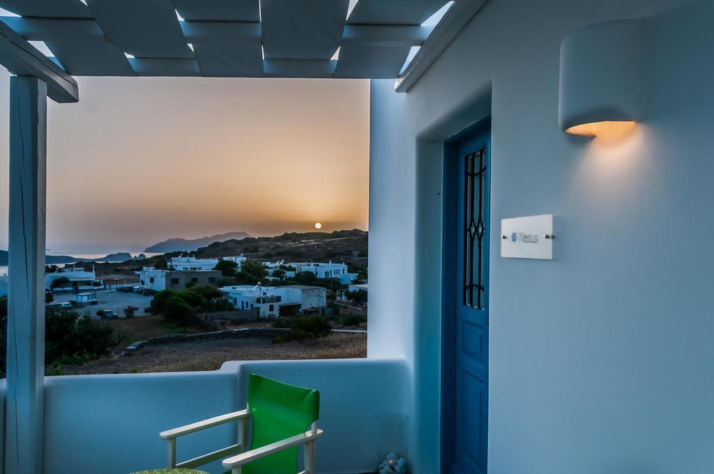 Eiriana Luxury Suites Plaka  Экстерьер фото