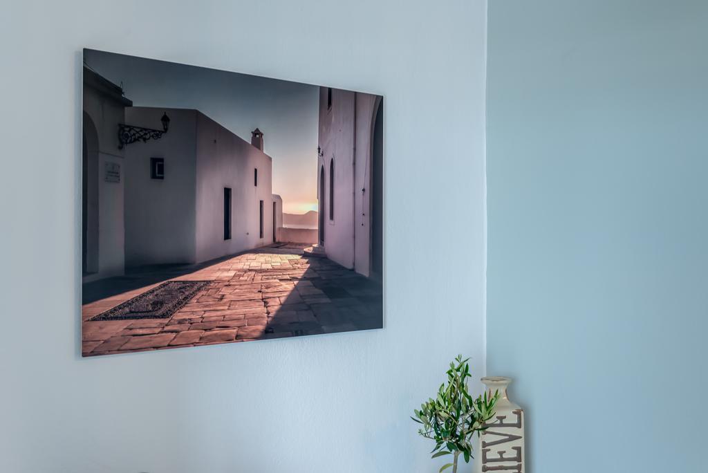 Eiriana Luxury Suites Plaka  Экстерьер фото