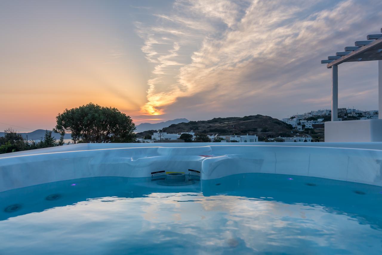 Eiriana Luxury Suites Plaka  Экстерьер фото