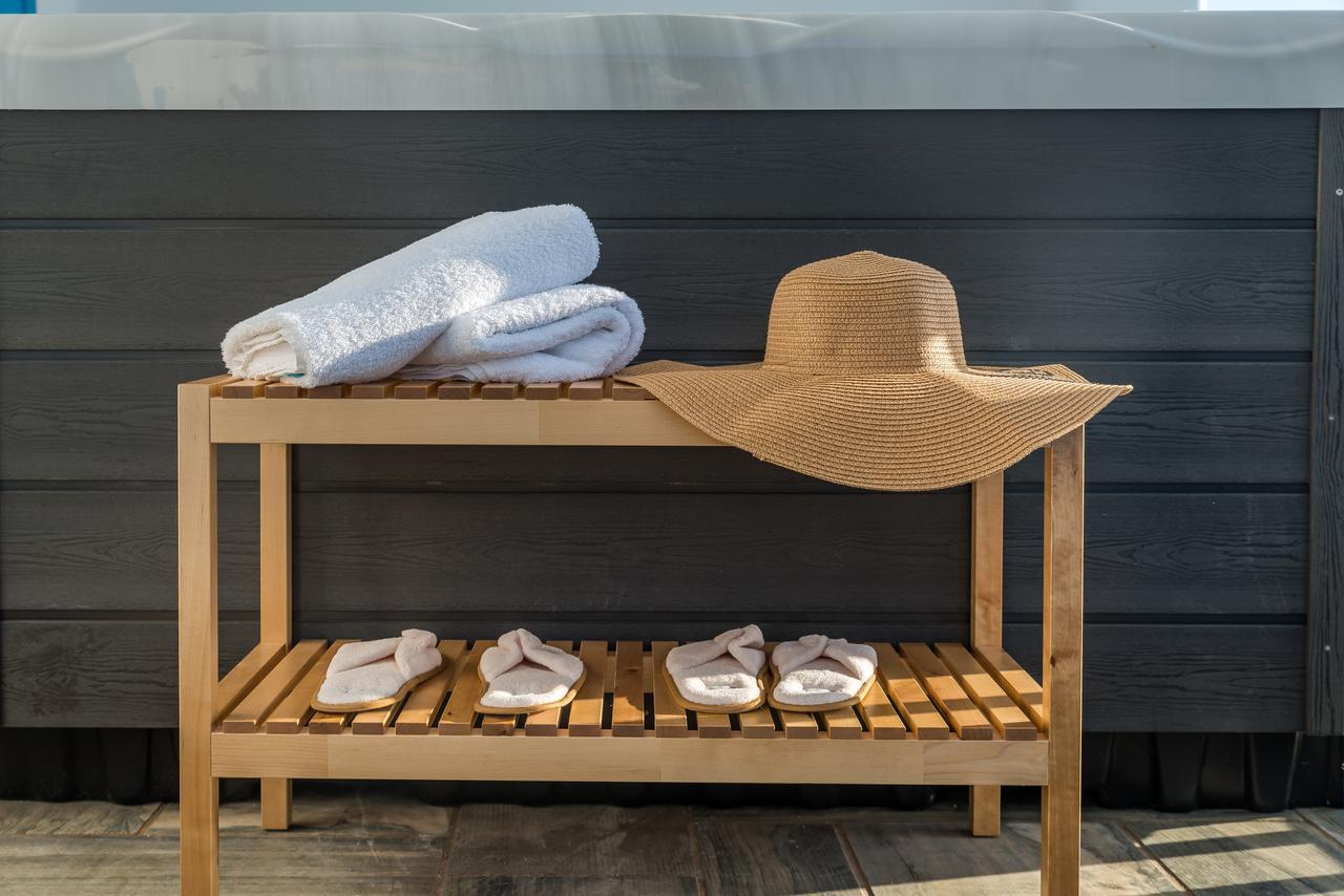Eiriana Luxury Suites Plaka  Экстерьер фото