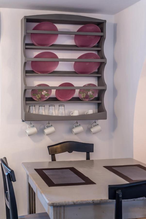 Eiriana Luxury Suites Plaka  Экстерьер фото